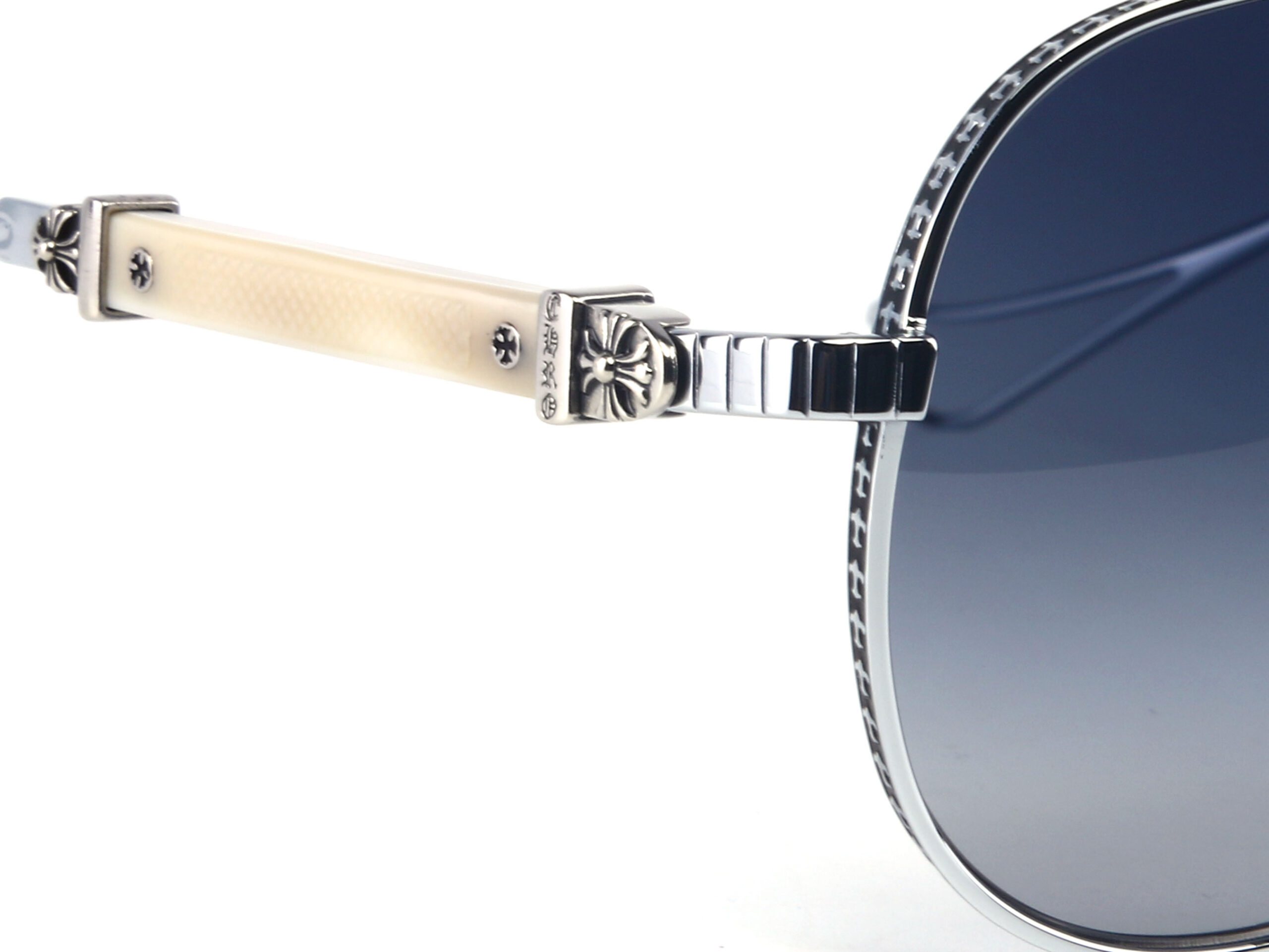 chrome-hearts-full-metal-chicken-29