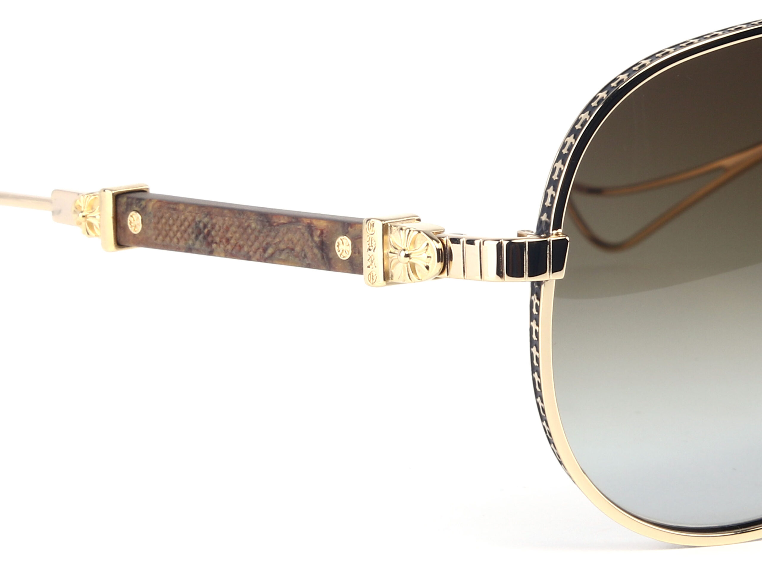 chrome-hearts-full-metal-chicken-8