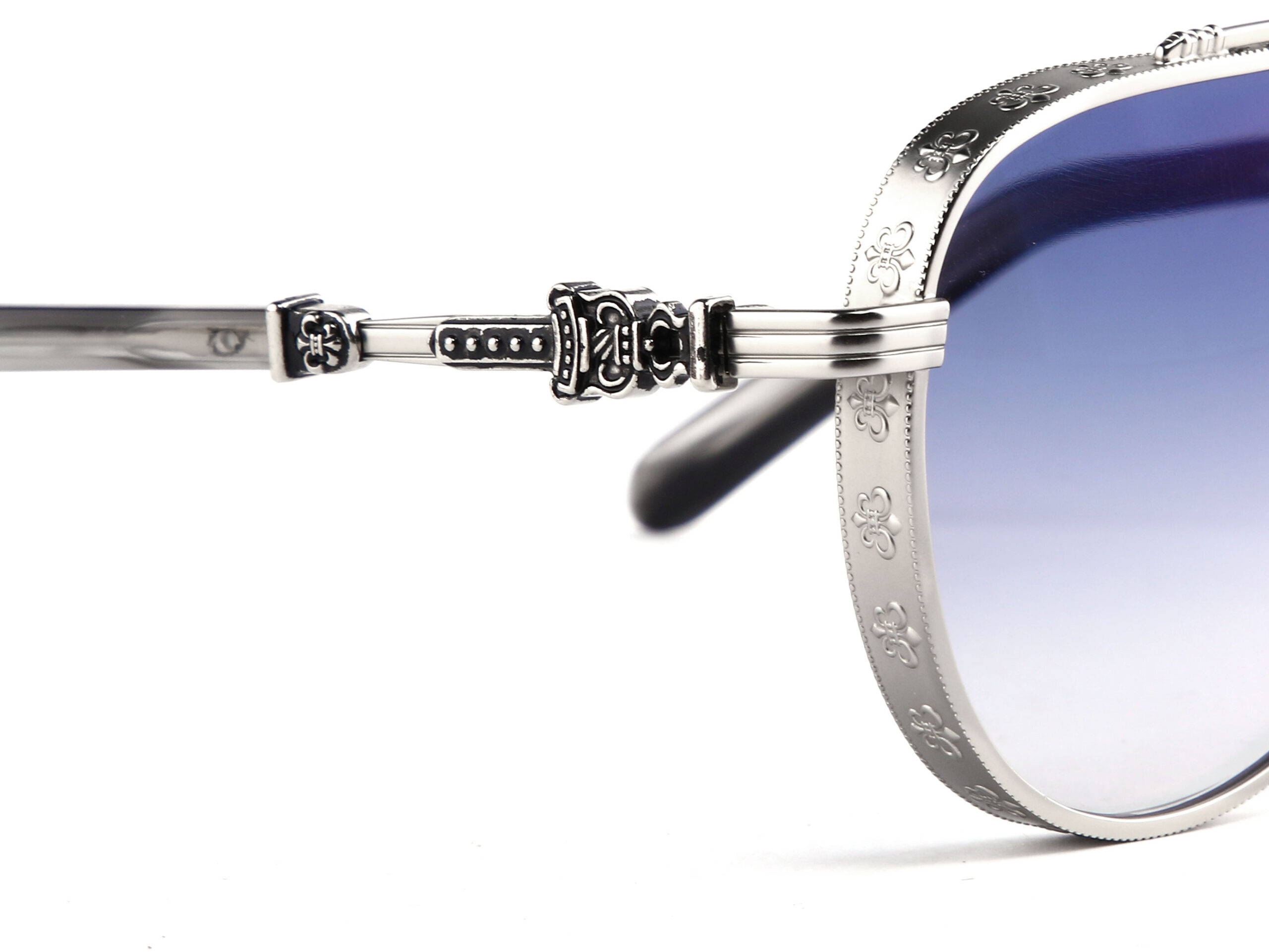 Chrome-hearts-Armadildoe-45