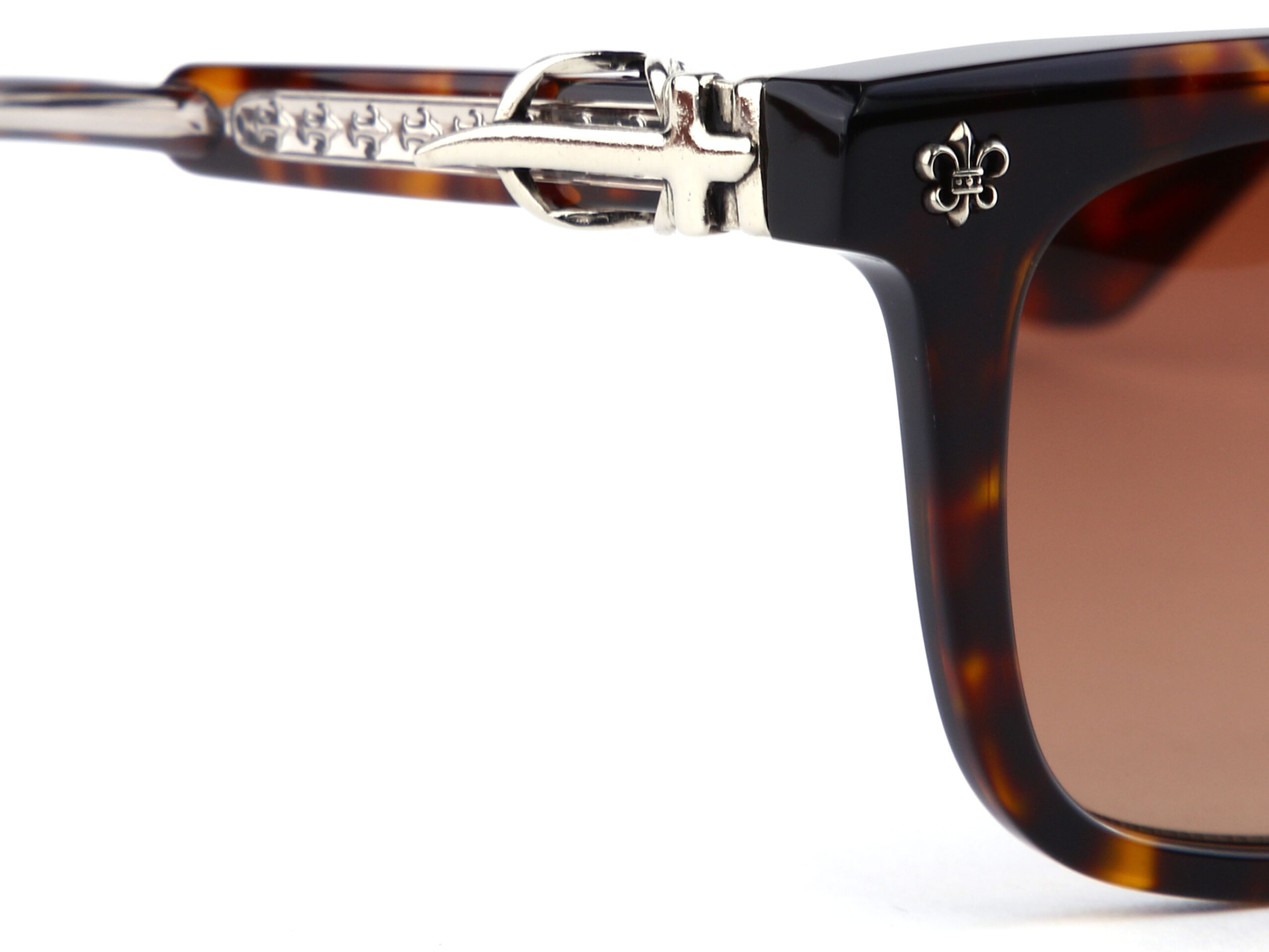 Chrome-Hearts-CH8127-76