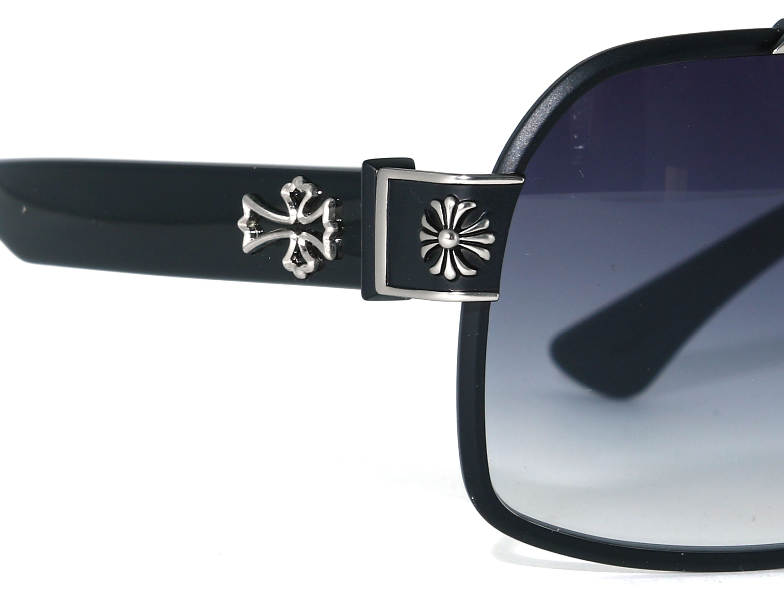 Chrome-Hearts-Hummer-I-18