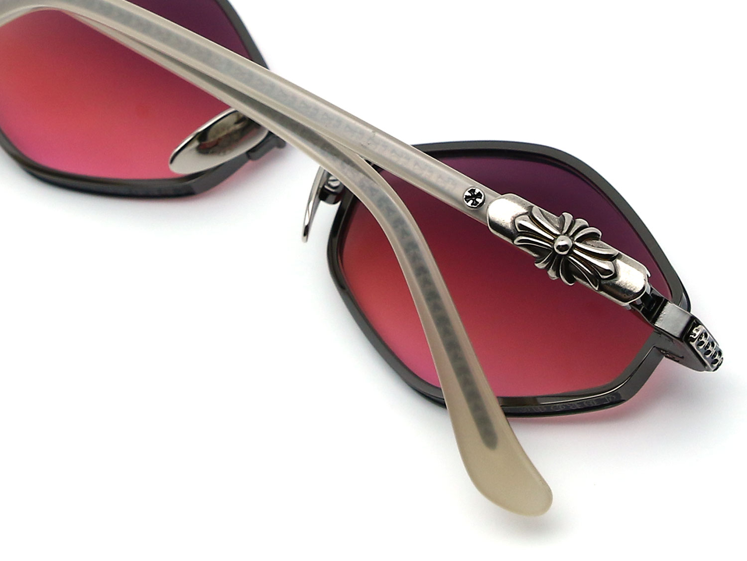 Chrome-Hearts-Nip-Slip-192