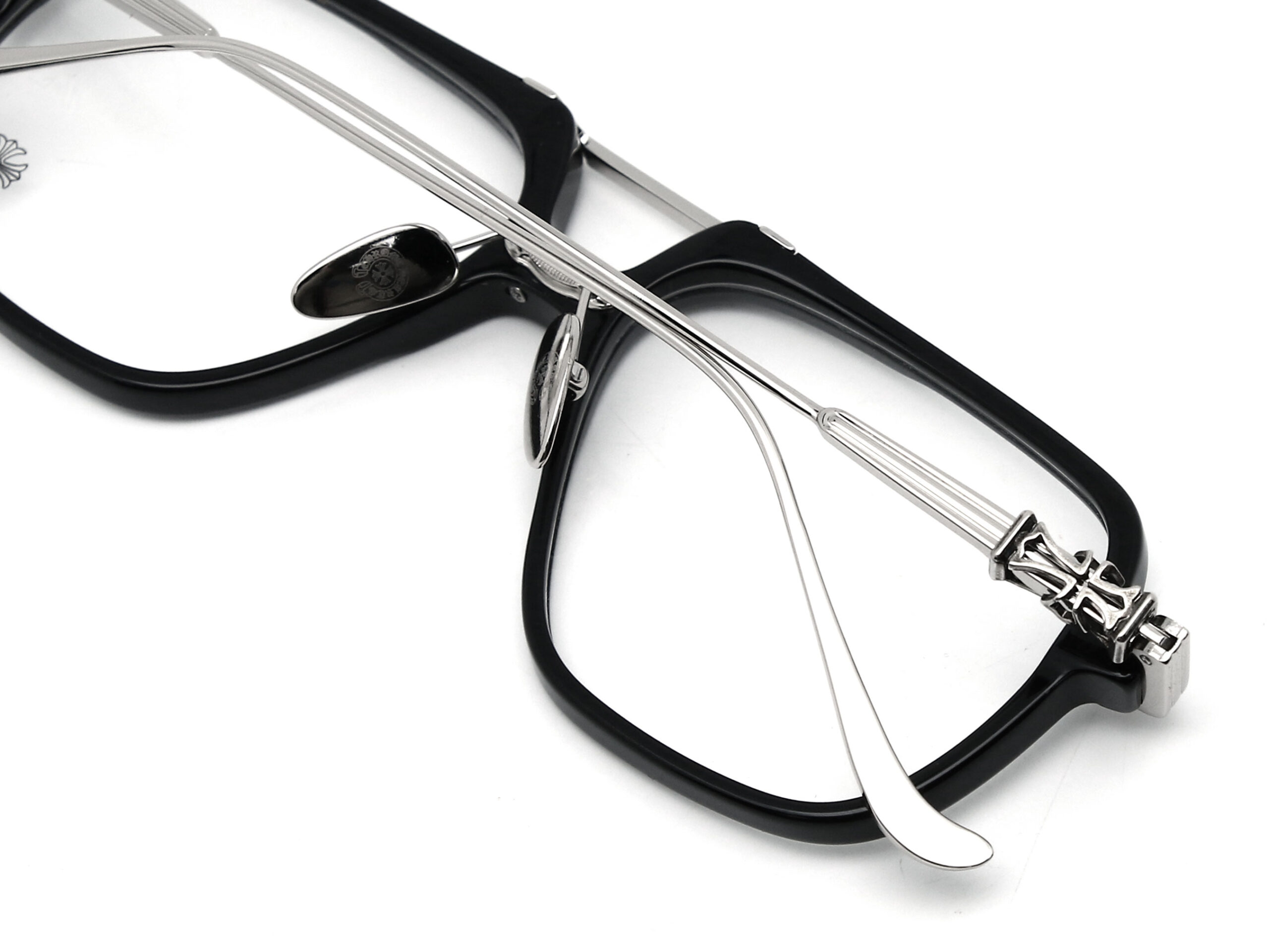 Chrome-Hearts-Init-12