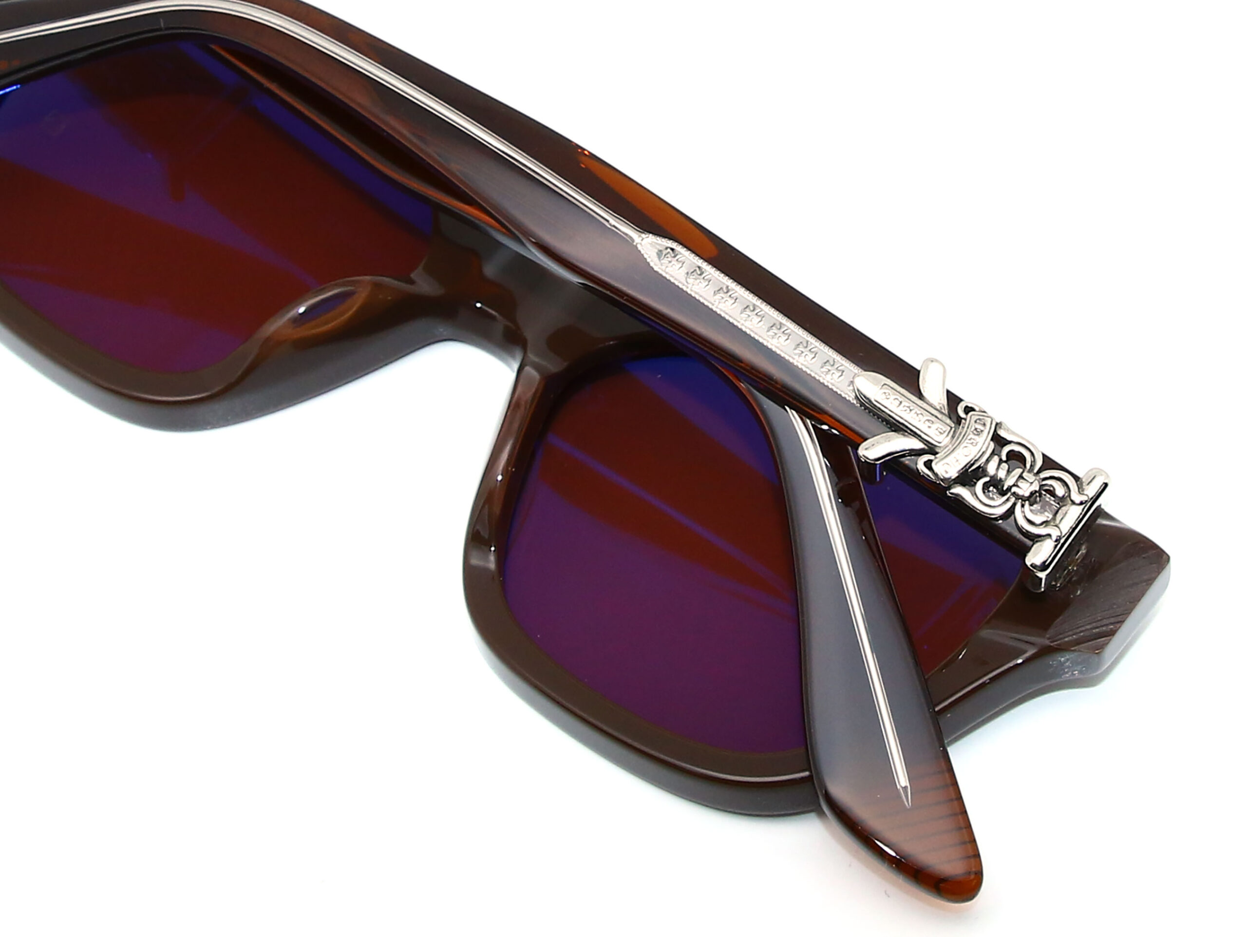 Chrome-Hearts-Vagillionaire-II-100